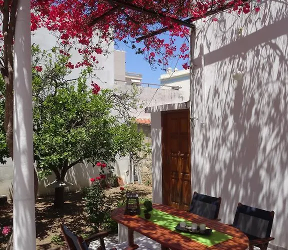 Neoclassical House Feriehus Chania (Crete)