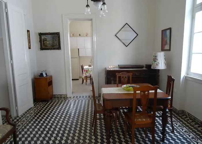 Neoclassical House Dom wakacyjny *