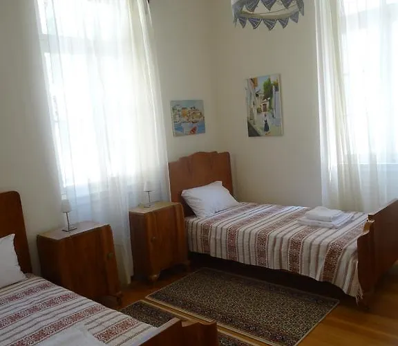 Holiday home Neoclassical House